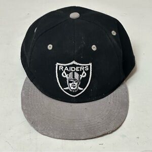 Vintage Raiders Football Silver Black Hat Cap